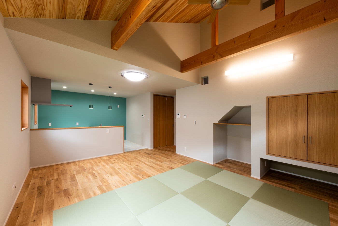 ロフトと勾配天井のある平屋|大黒建設