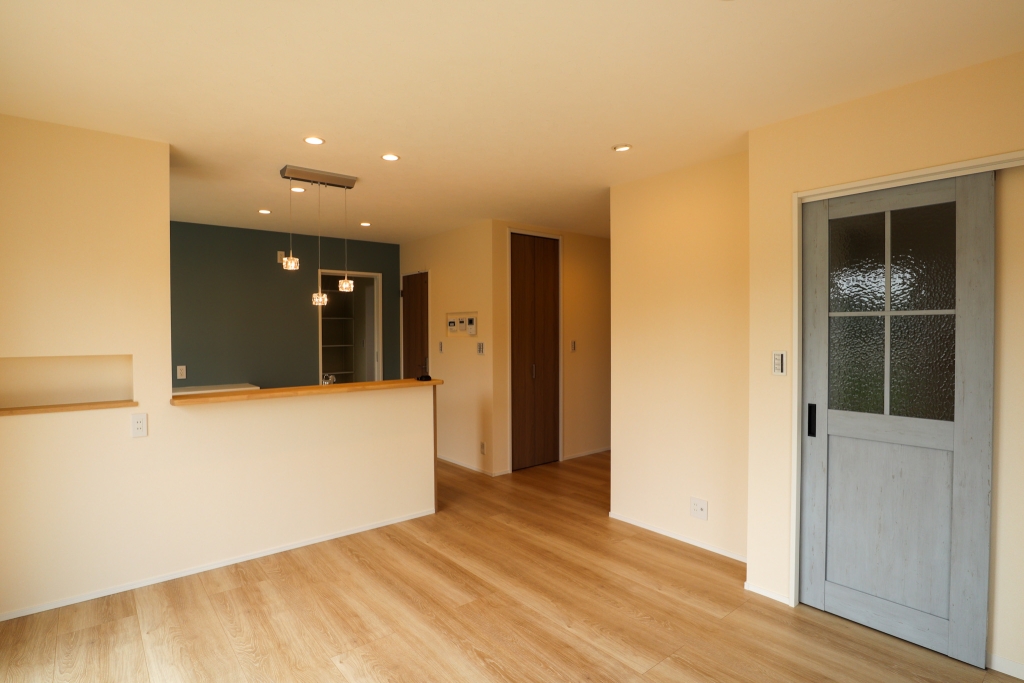 赤い屋根のかわいい平屋|大黒建設