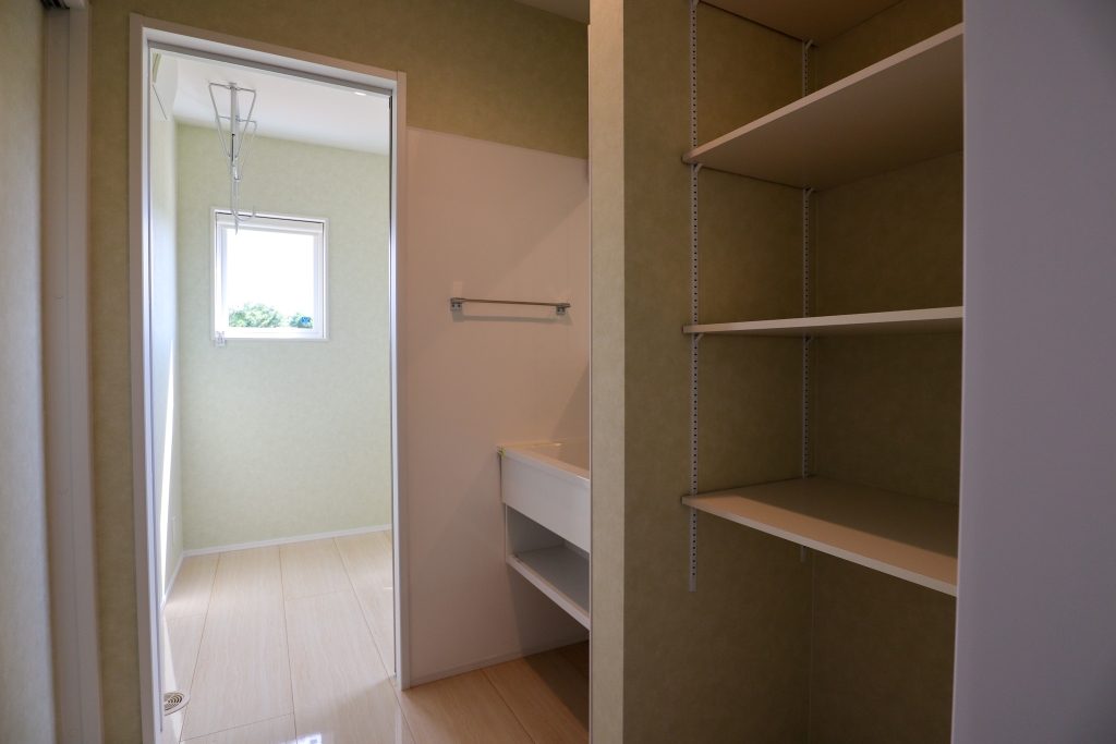 赤い屋根のかわいい平屋|大黒建設